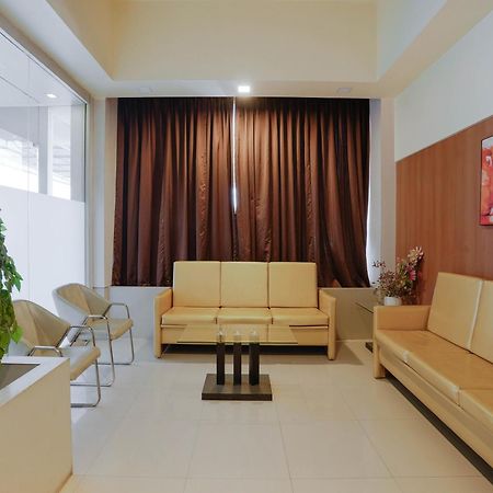 Hotel Vista Premium Tark A Family Hotel Near Igi Airport Delhi New Delhi Exterior foto
