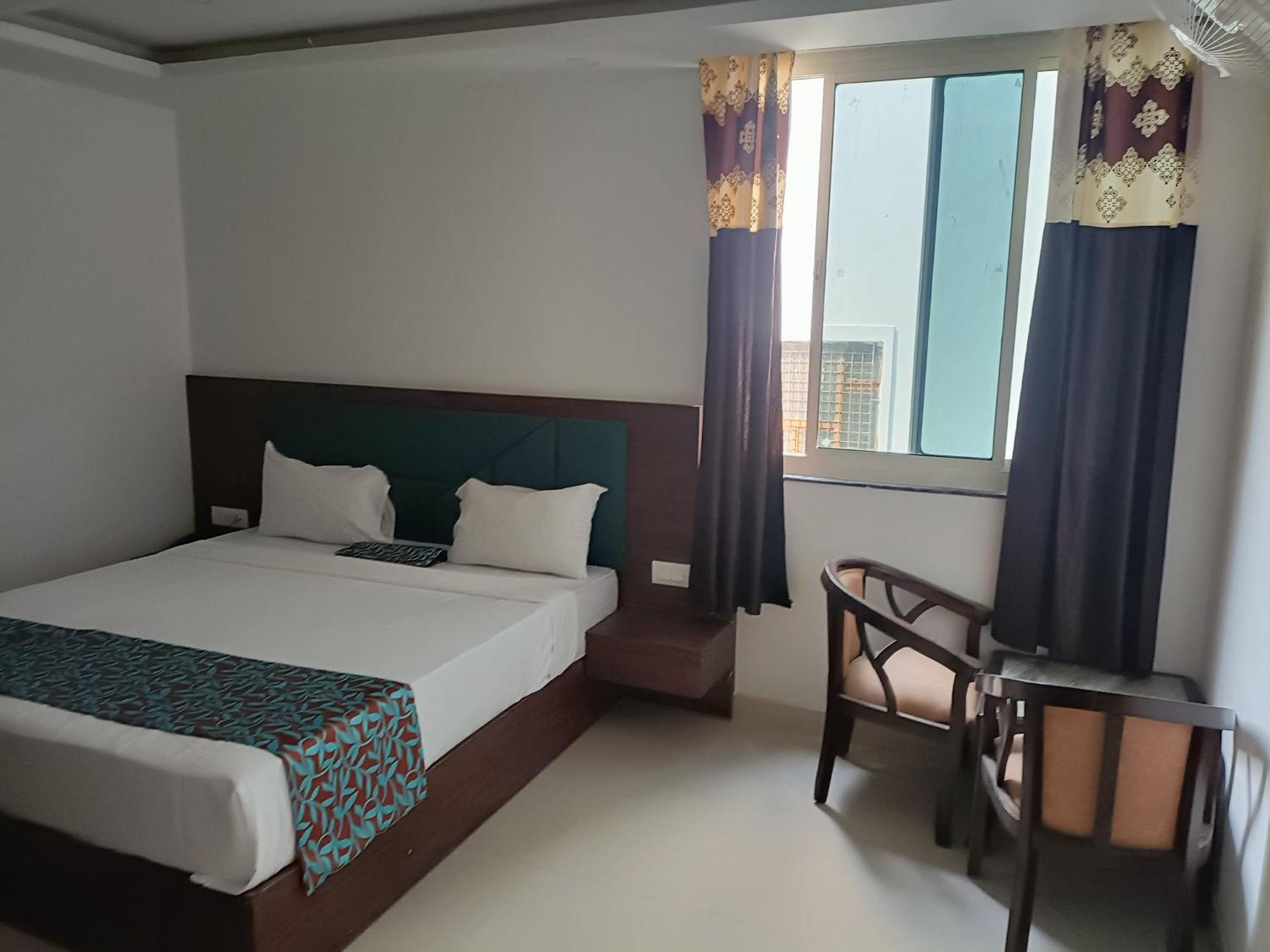 Hotel Vista Premium Tark A Family Hotel Near Igi Airport Delhi New Delhi Exterior foto