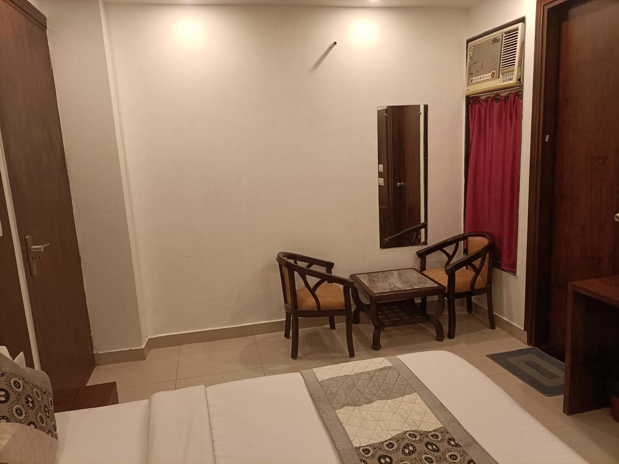 Hotel Vista Premium Tark A Family Hotel Near Igi Airport Delhi New Delhi Exterior foto