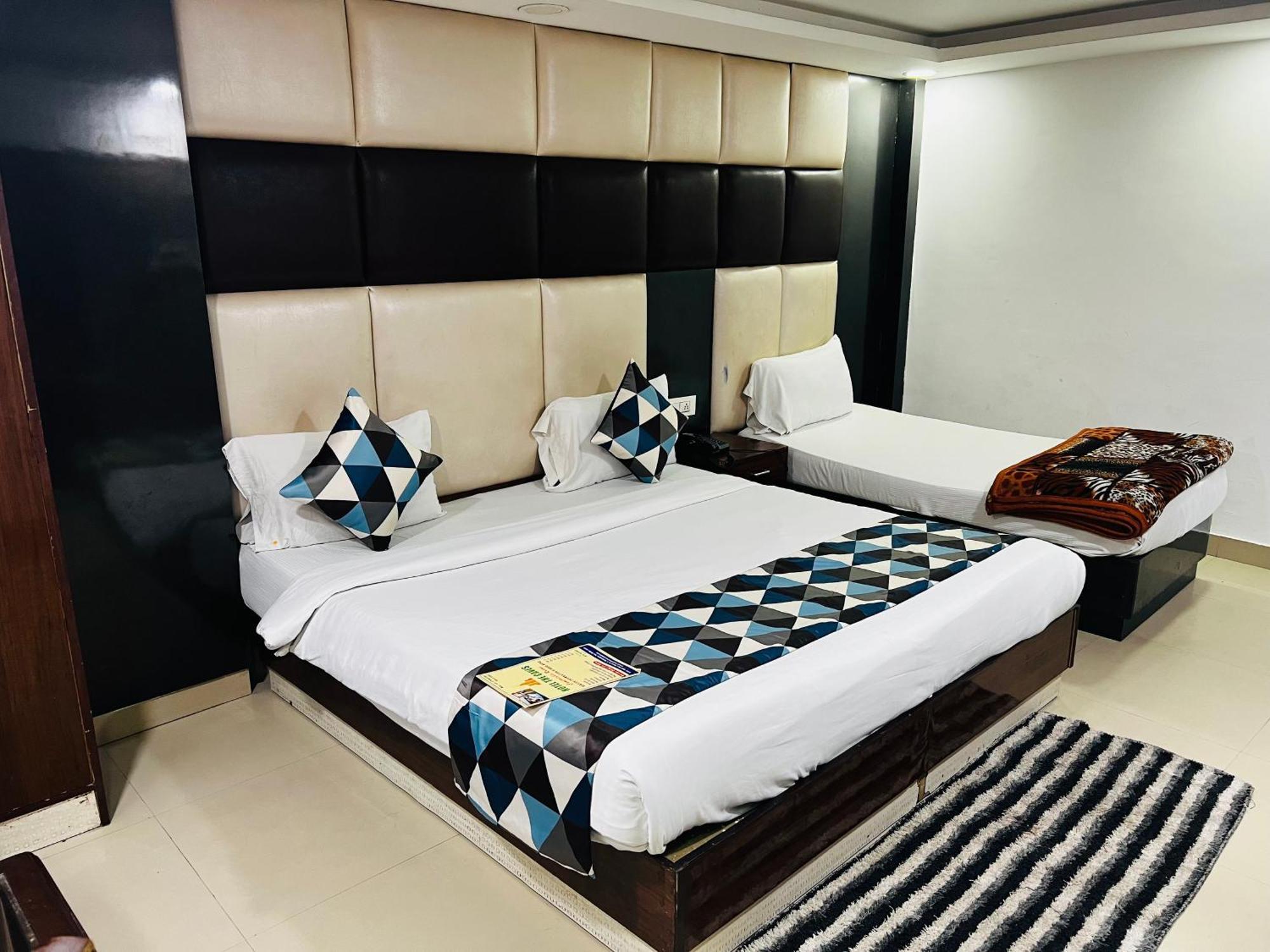 Hotel Vista Premium Tark A Family Hotel Near Igi Airport Delhi New Delhi Exterior foto